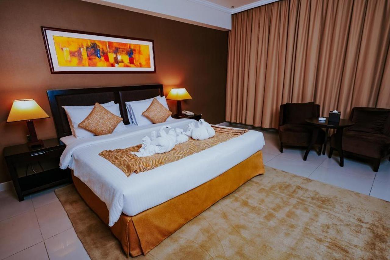 Villaggio Hotel Абу-Даби Экстерьер фото