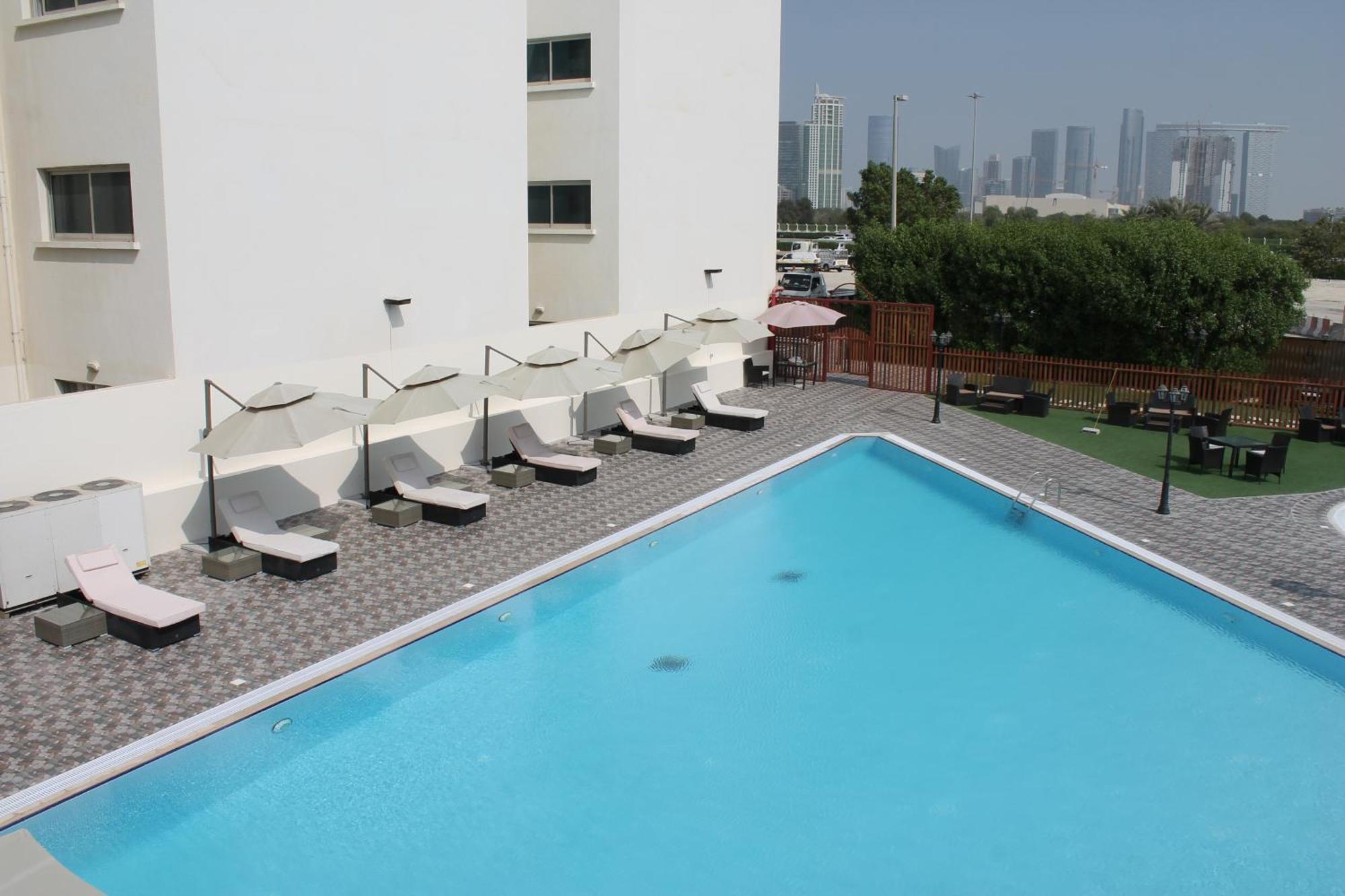 Villaggio Hotel Абу-Даби Экстерьер фото