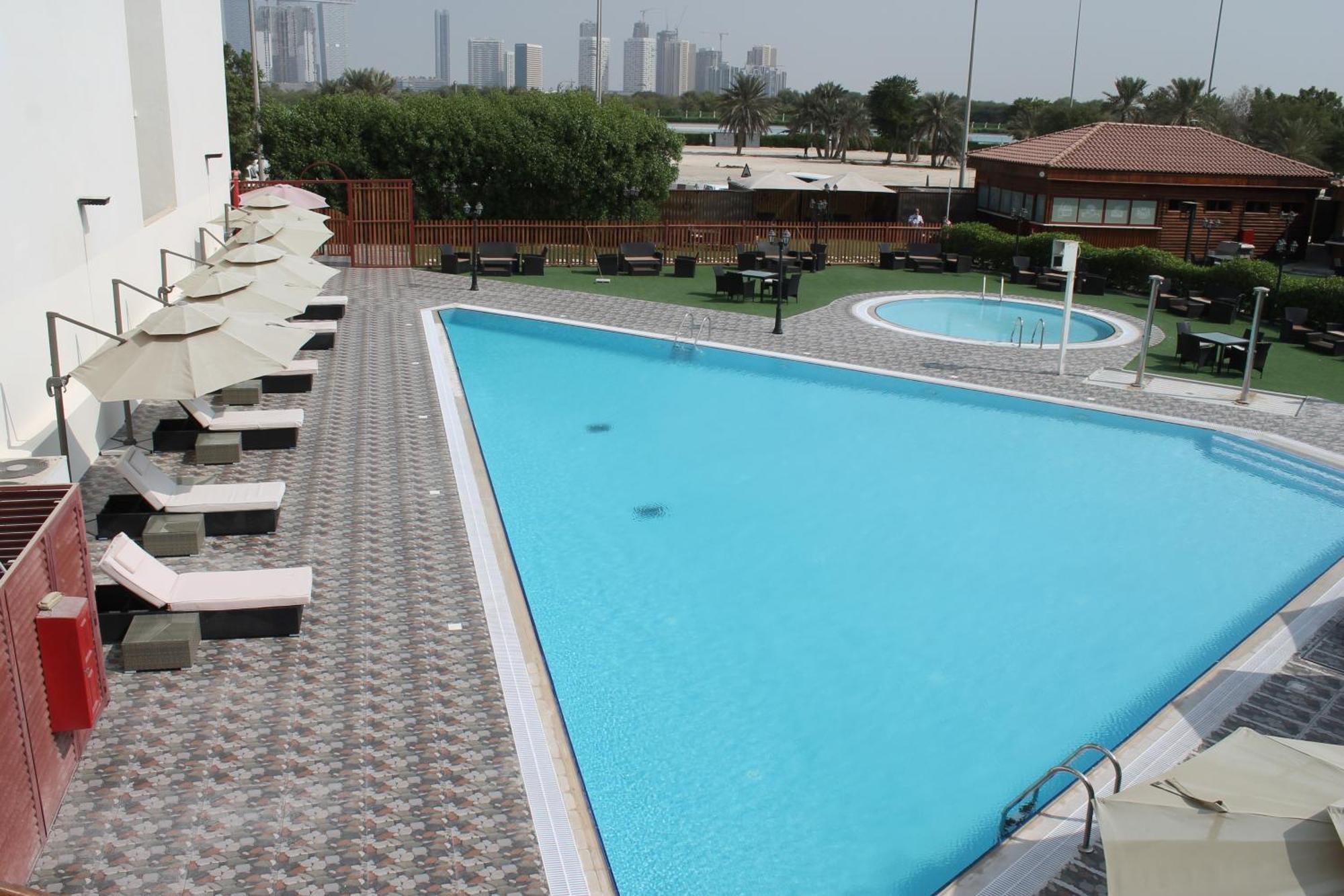 Villaggio Hotel Абу-Даби Экстерьер фото