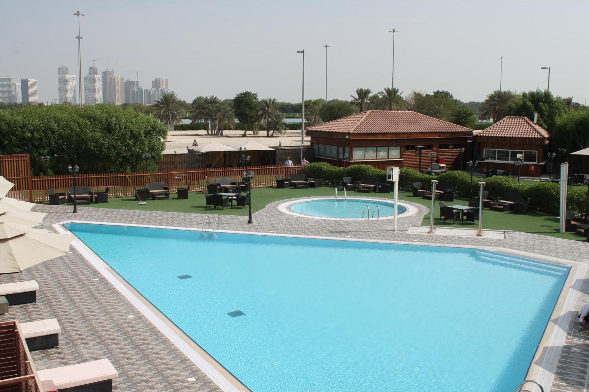 Villaggio Hotel Абу-Даби Экстерьер фото